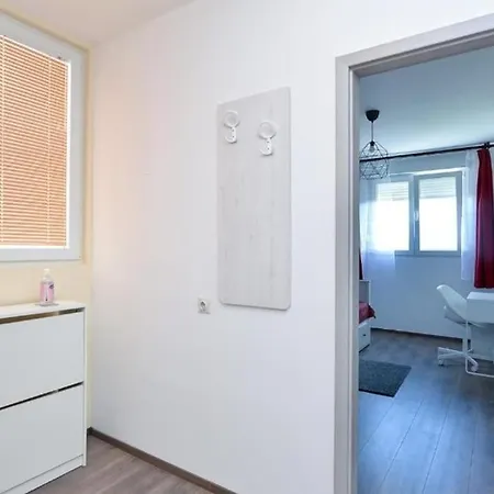 Maya Appartement *